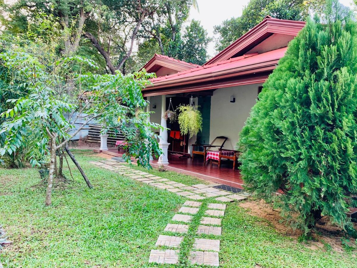 Lal Home Stay Sigiriya Exterior photo